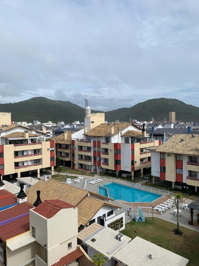 Apartamento Com Vista Do Mar Em Residencial Com Piscina Appartement Florianópolis Buitenkant foto